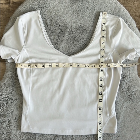 Lululemon Align T-Shirt - Picture 6 of 7